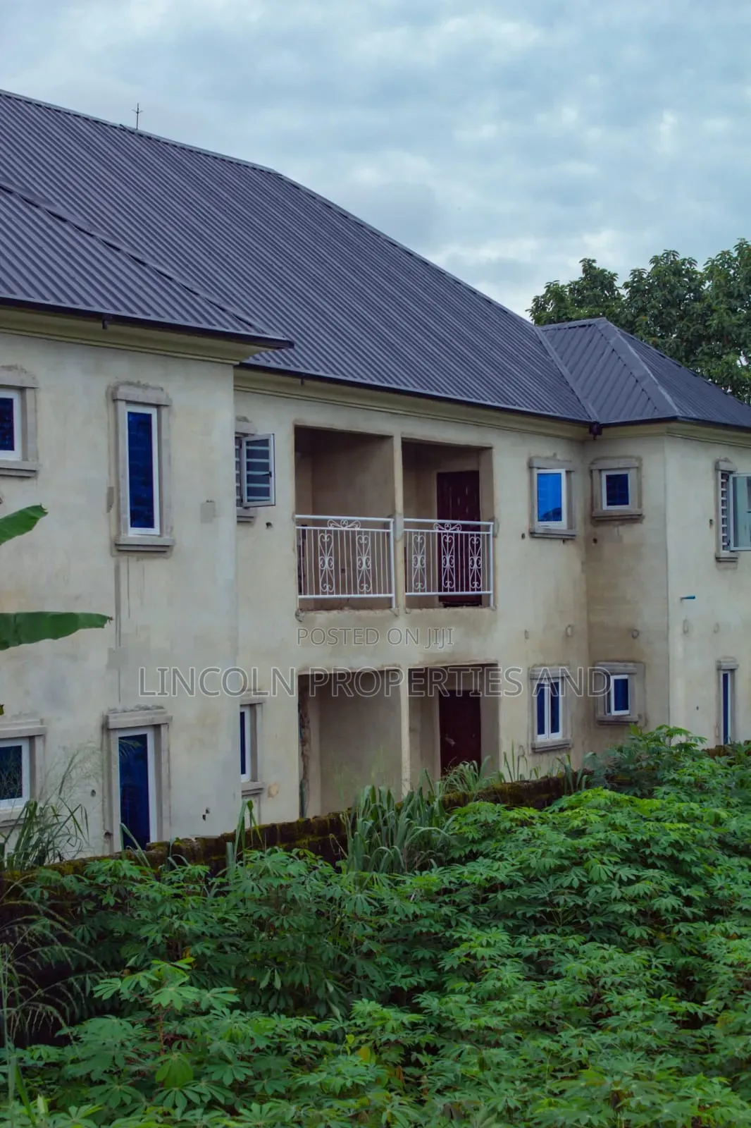 2bdrm Block of Flats in Federal Housing for sale in Uyo