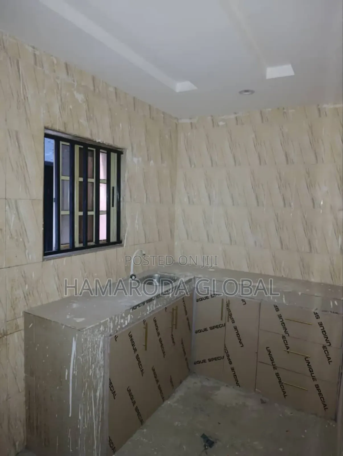 Furnished 20bdrm Block of Flats in Igando, Alimosho for sale in Alimosho