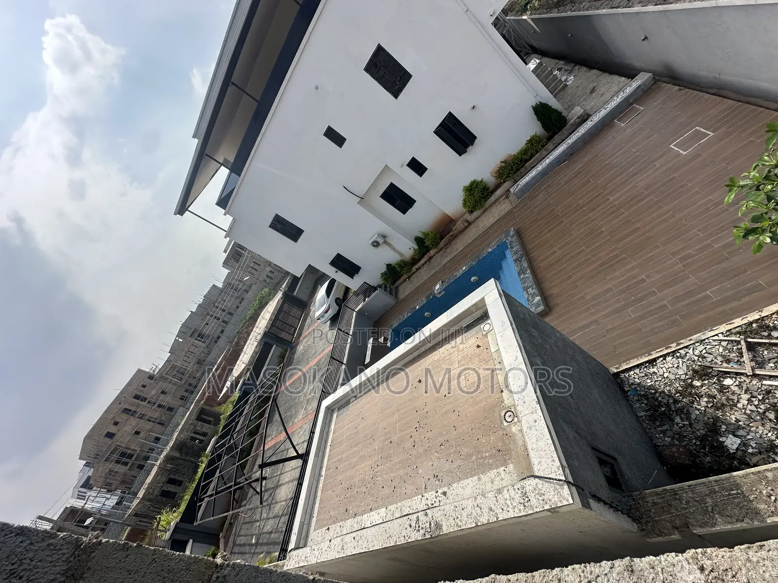 6bdrm Townhouse/Terrace in Ochacho Estate, Life Camp for Sale in Life Camp