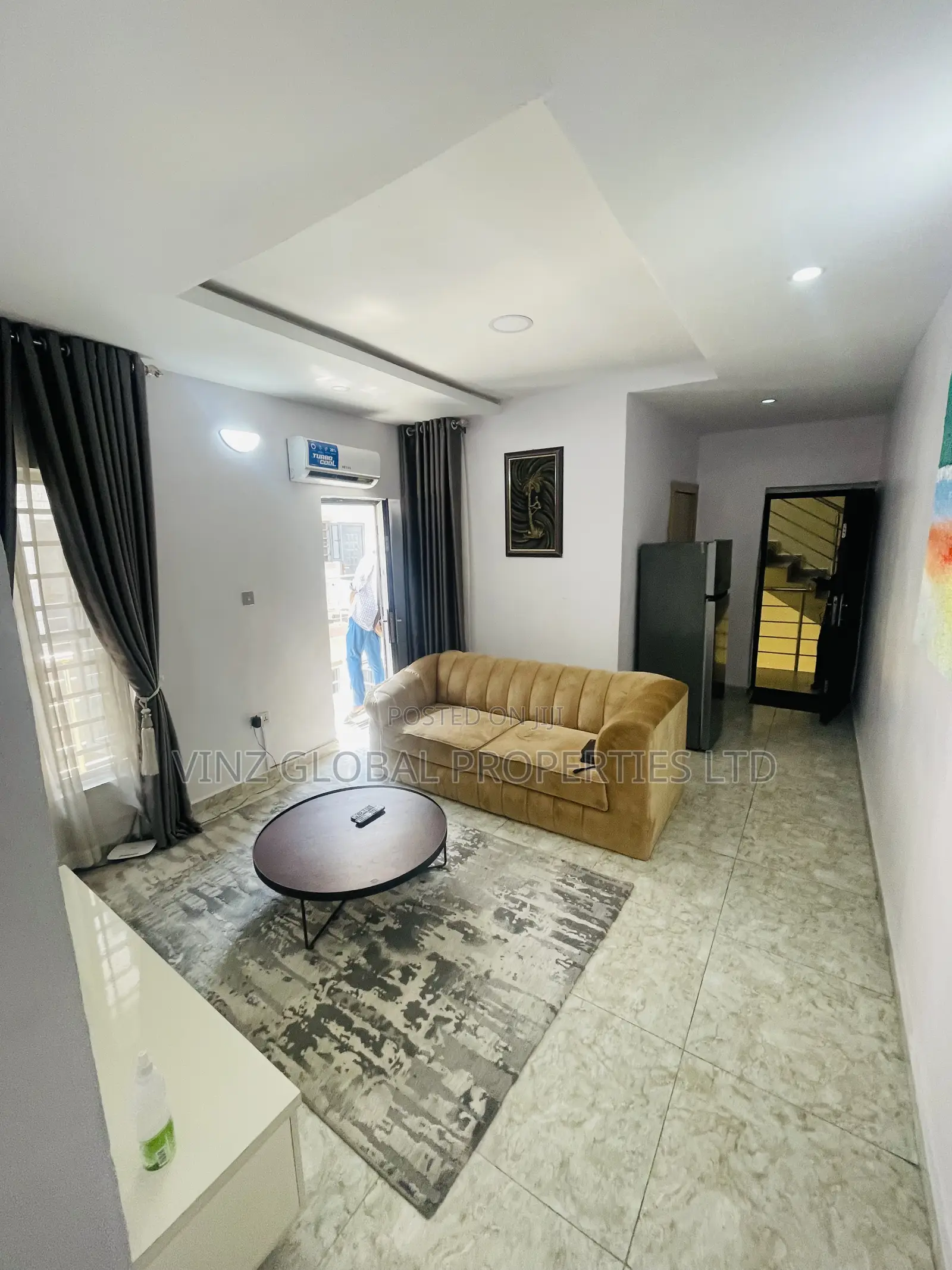 Luxury 1 Bedroom Apartment With Pool, Gym 24/7 Electricity in Lekki