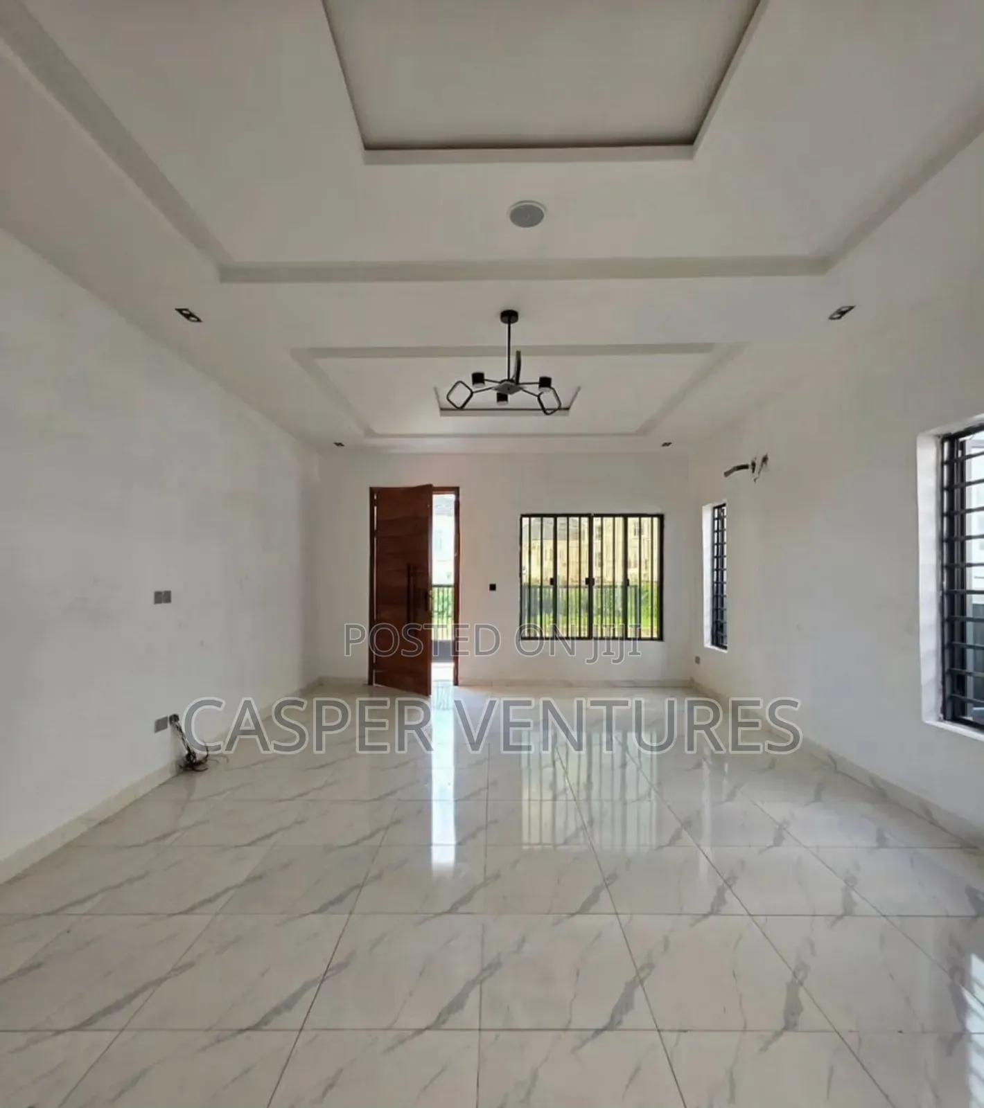 4bdrm Duplex in Lekki County, Ikota for sale in Ikota