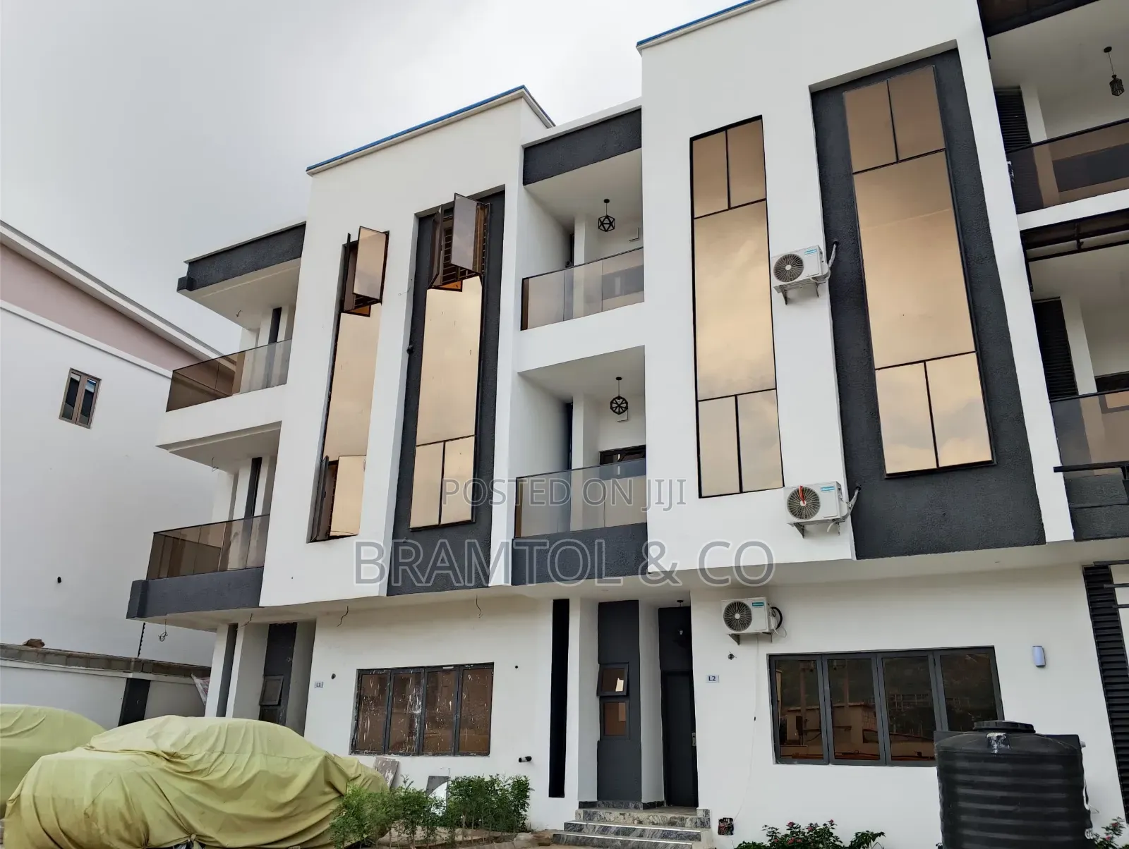 4bdrm Townhouse/Terrace in Katampe (Main) for Sale in Katampe (Main)