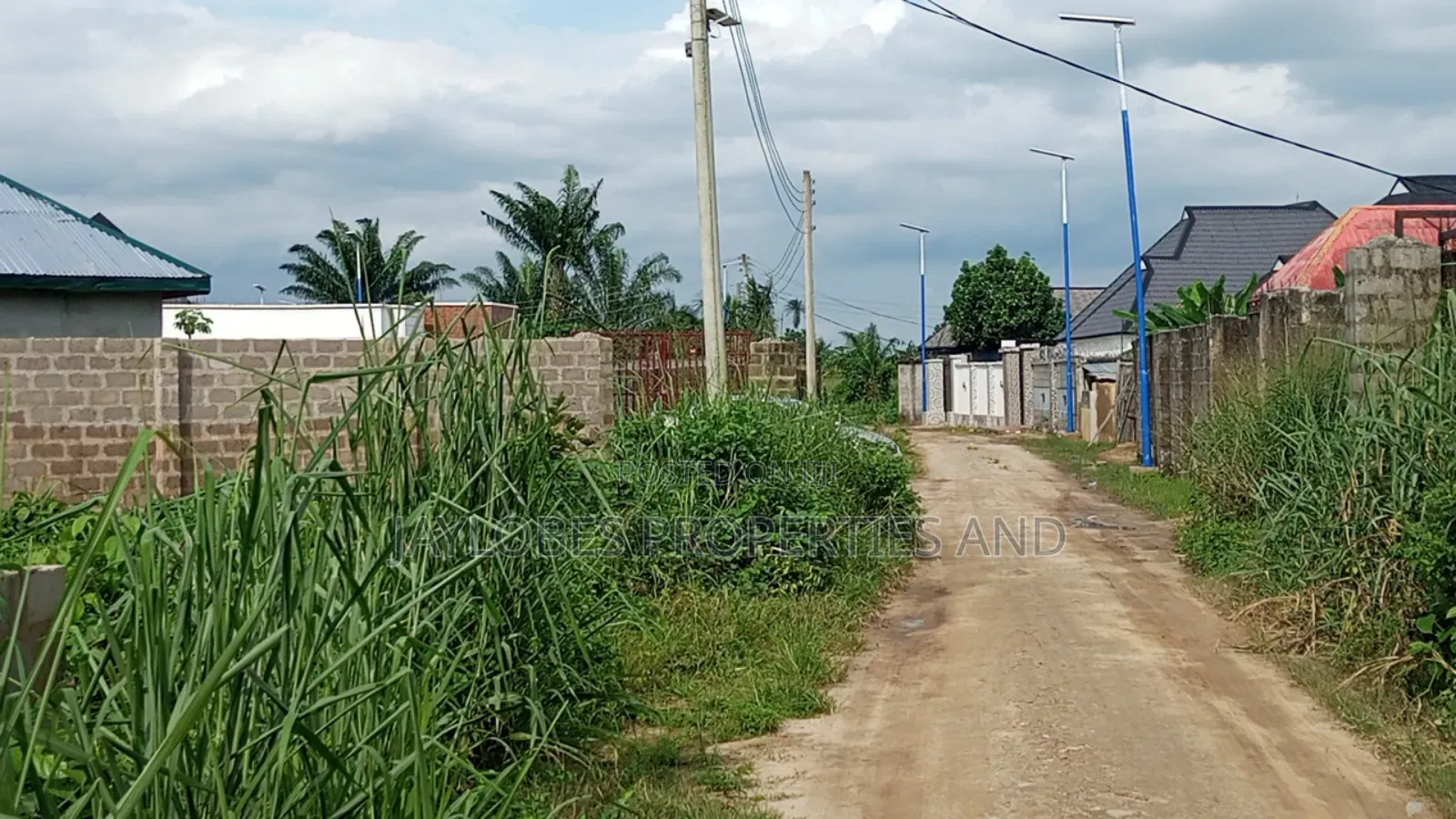 For Sale: 1 Plot at Hospital Estate, Army Range, Port Harcourt in Obio-Akpor