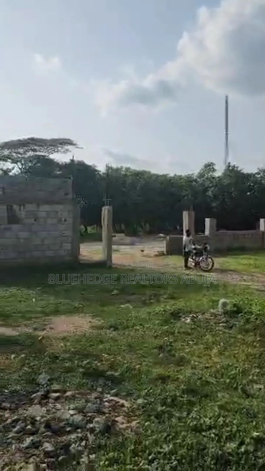 4bdrm Duplex in Kaura for sale in Kaura