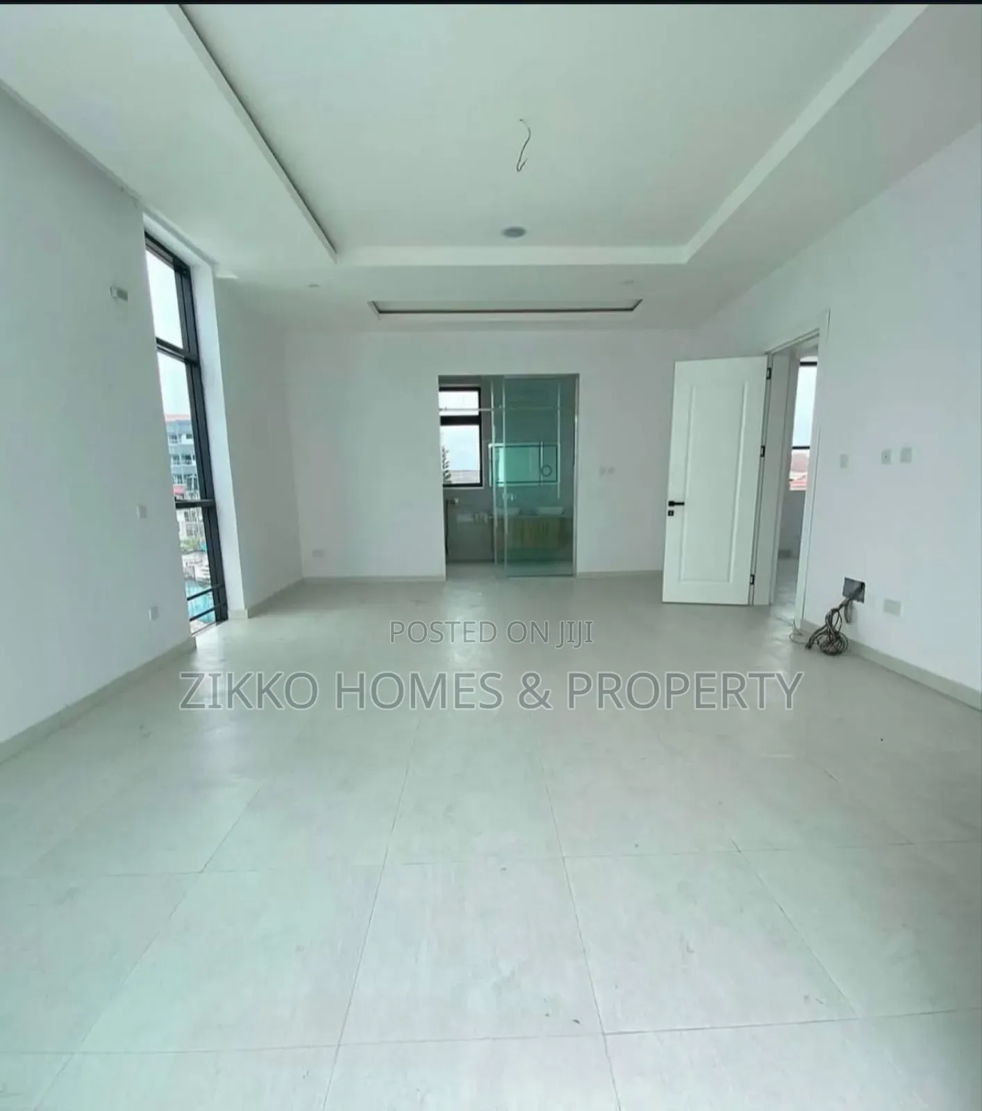 5bdrm Duplex in Lekki for sale in Lekki Phase 1