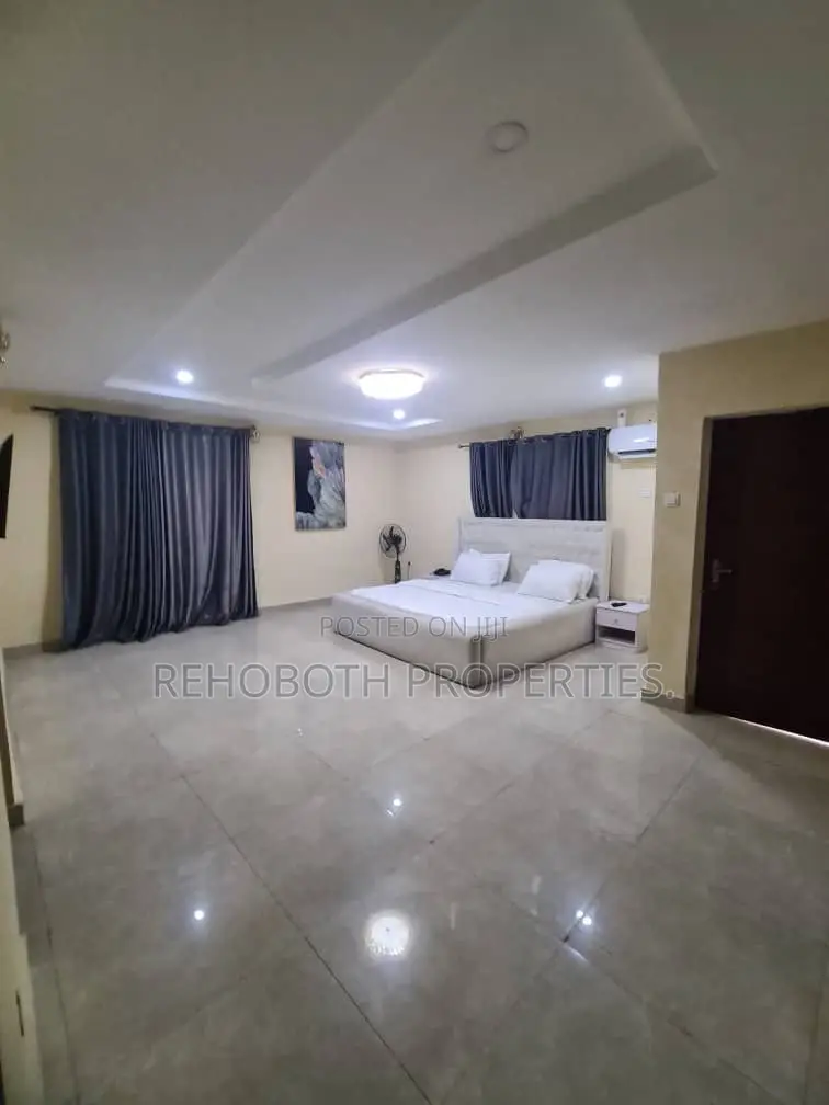 5bdrm Duplex in Kolapo Ishola, Ibadan for sale in Ibadan