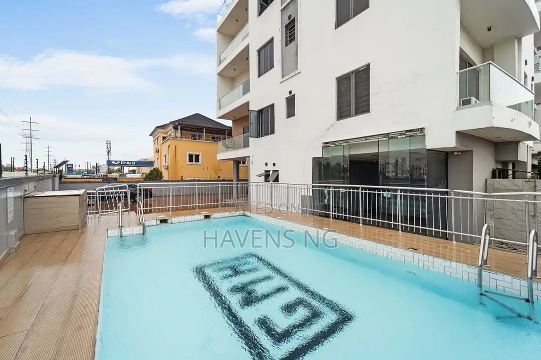 Brand New Spacious Luxury 3-Bedroom Apartment in Lekki Phase 1