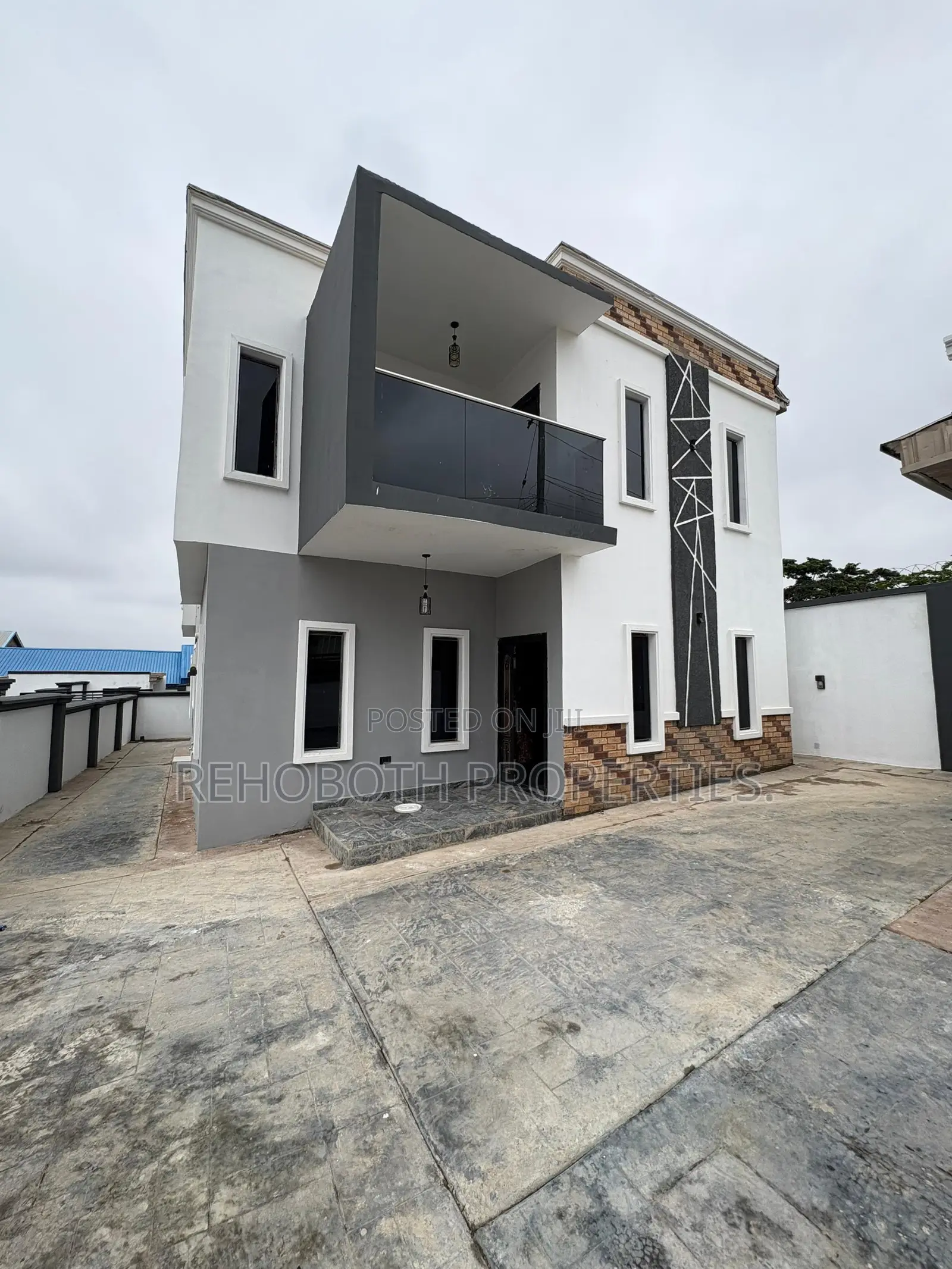 4bdrm Duplex in Kolapo Ishola, Ibadan for sale in Ibadan
