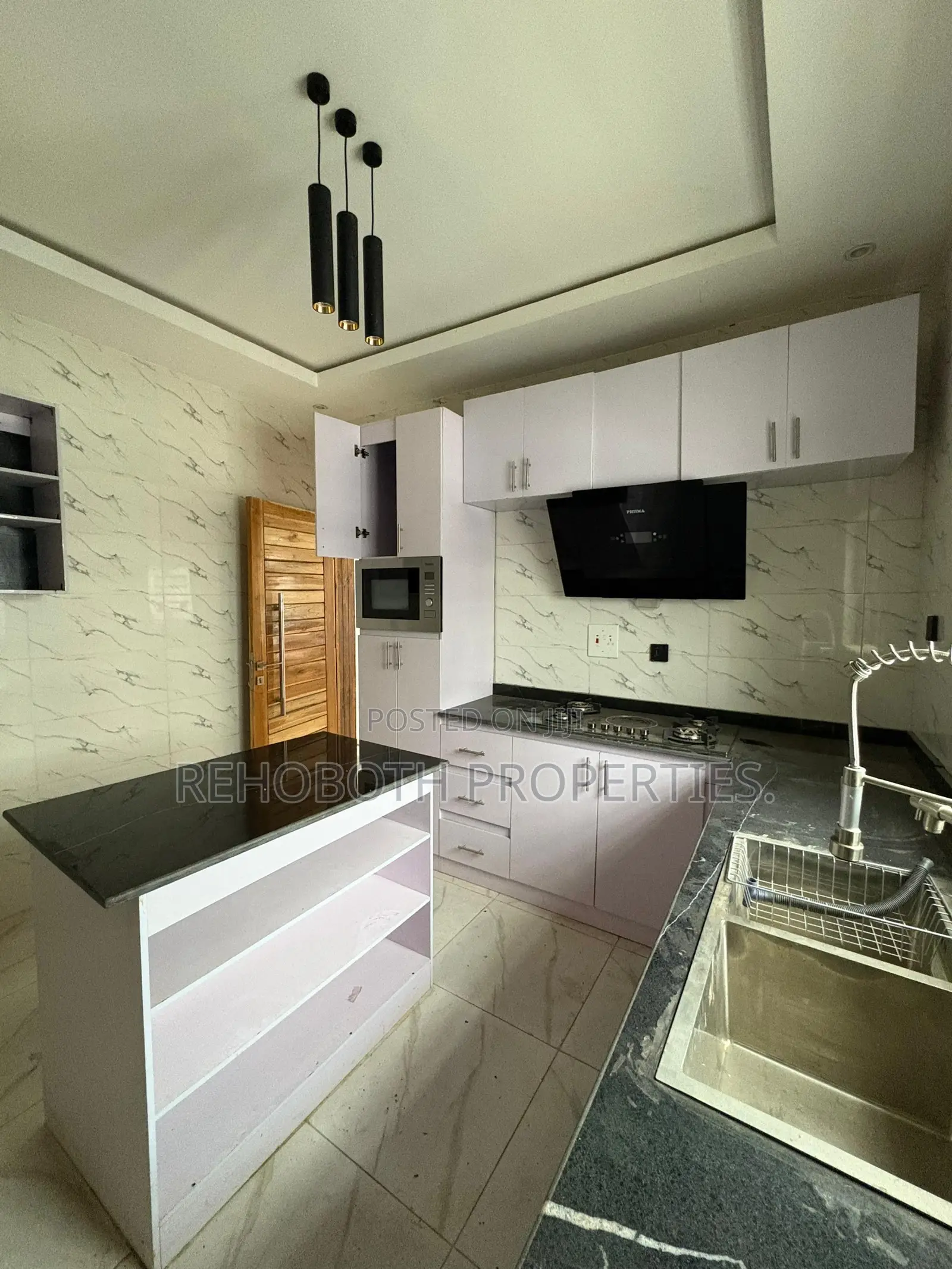 4bdrm Duplex in Kolapo Ishola, Ibadan for sale in Ibadan