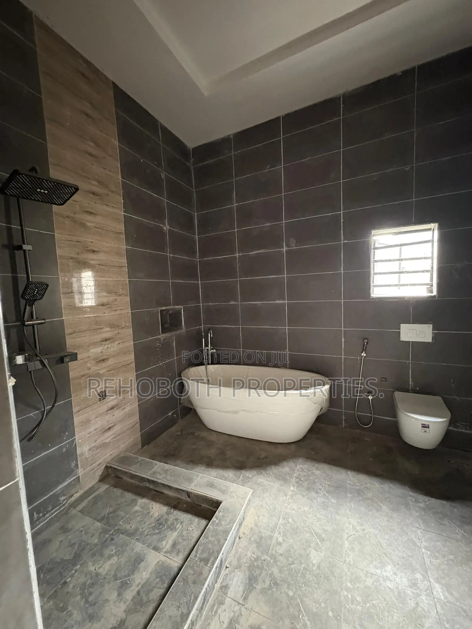 5bdrm Duplex in Tiger Estate, Ibadan for sale in Ibadan