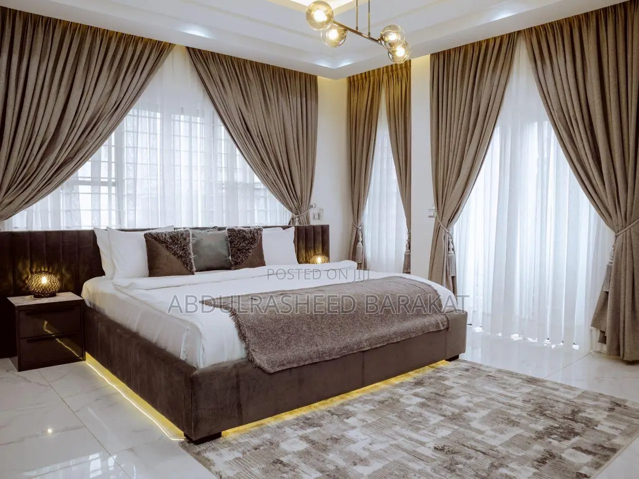 Luxury Three Bedroom With Pool and Gym in Banana Island