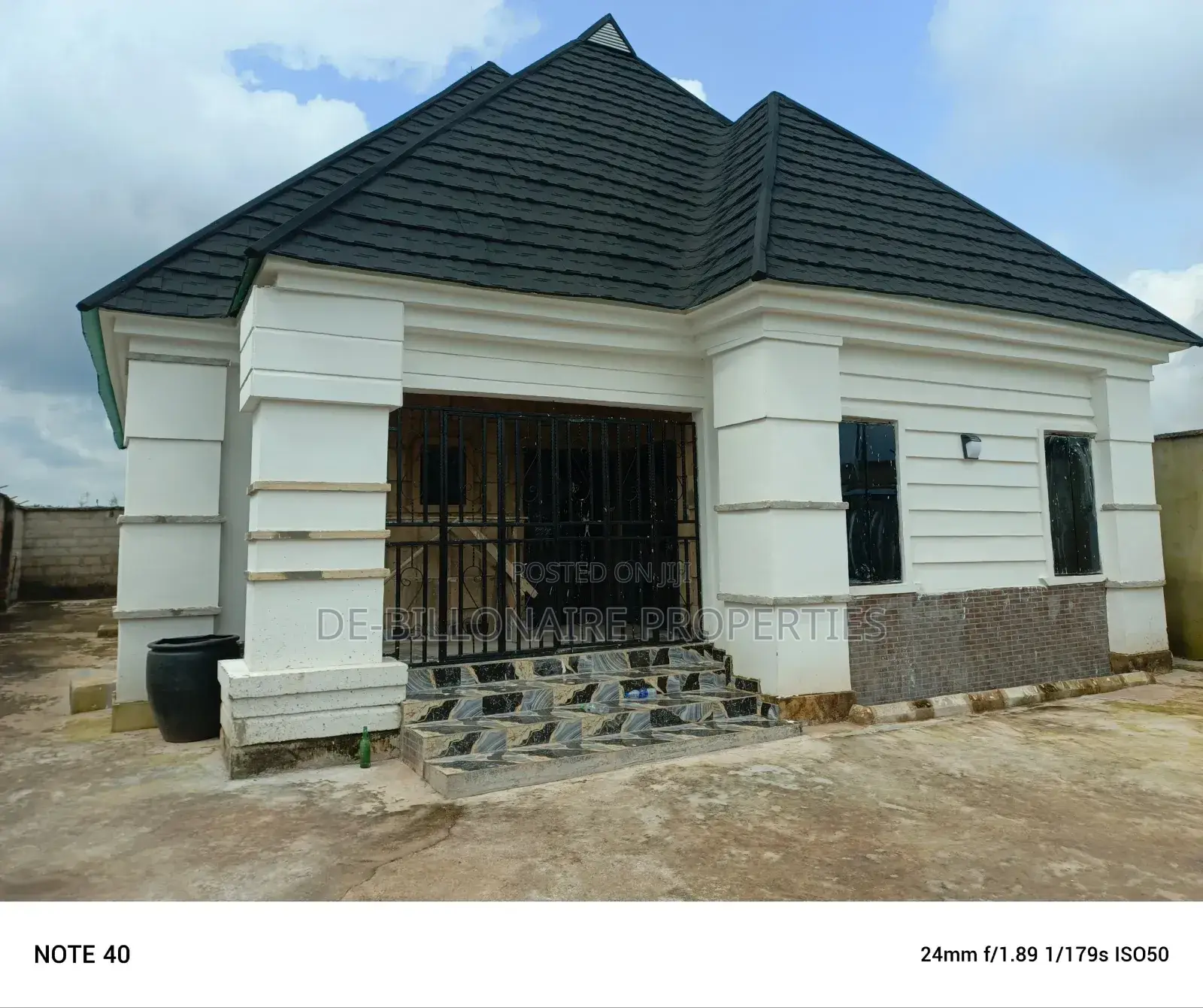 4bdrm Bungalow in Mcc, Owerri for sale in Owerri