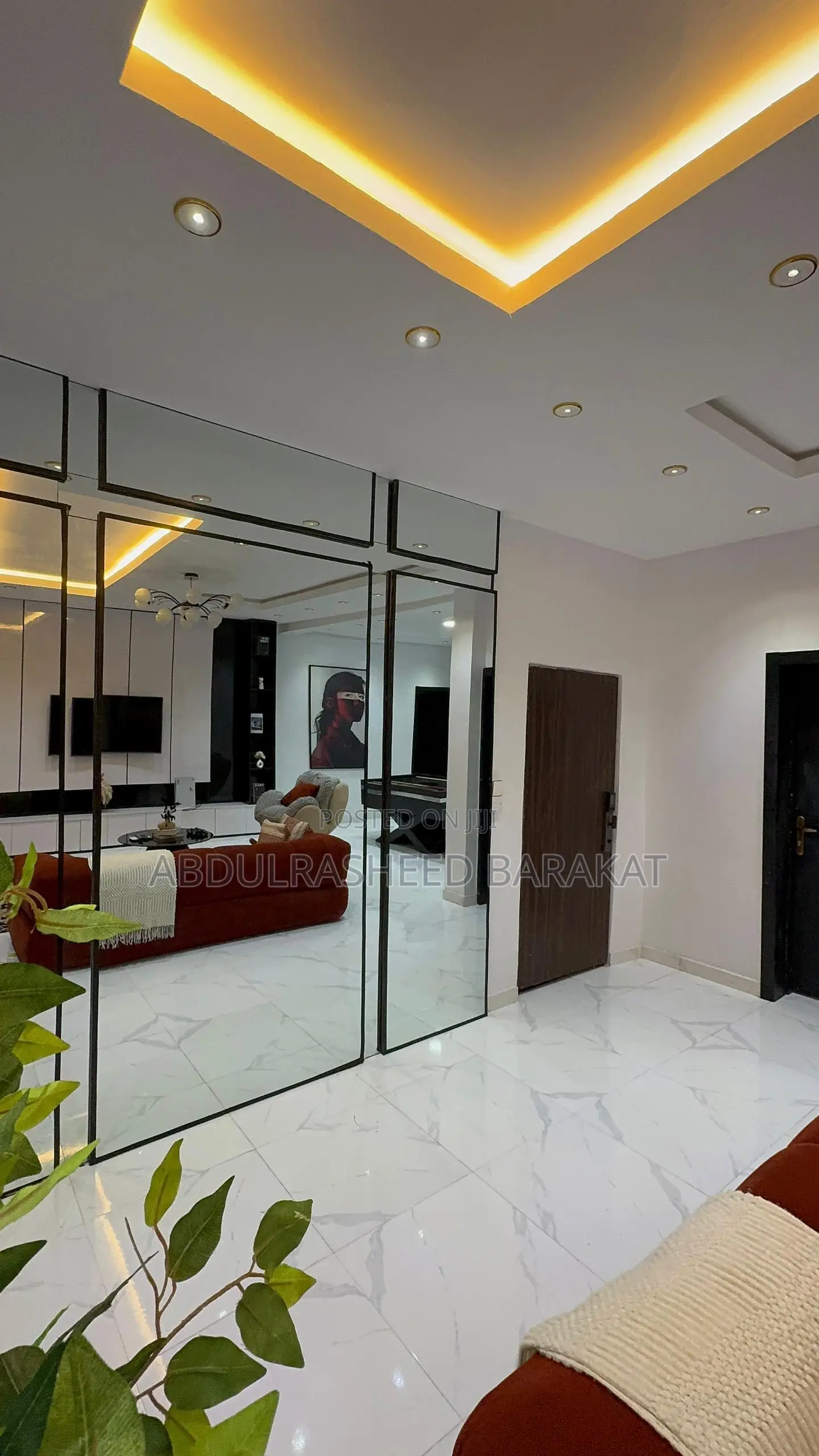 Luxury Two Bedroom Apartment With Private Cinema Snooker Ps5 in Ikate