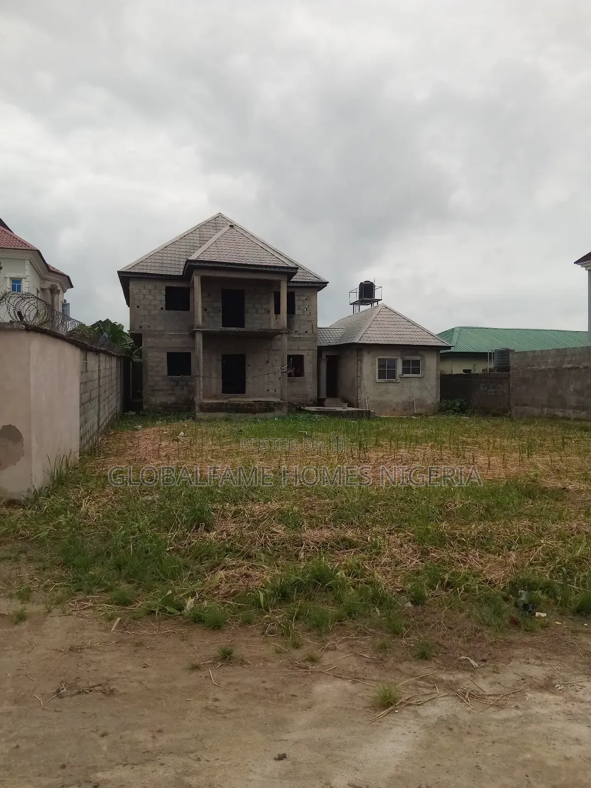 4bdrm Duplex in Kajola Estate, Lakowe for sale in Lakowe