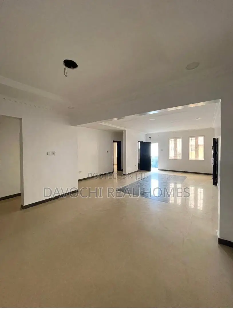 2bdrm Apartment in Ikate Elegushi for rent in Ikate