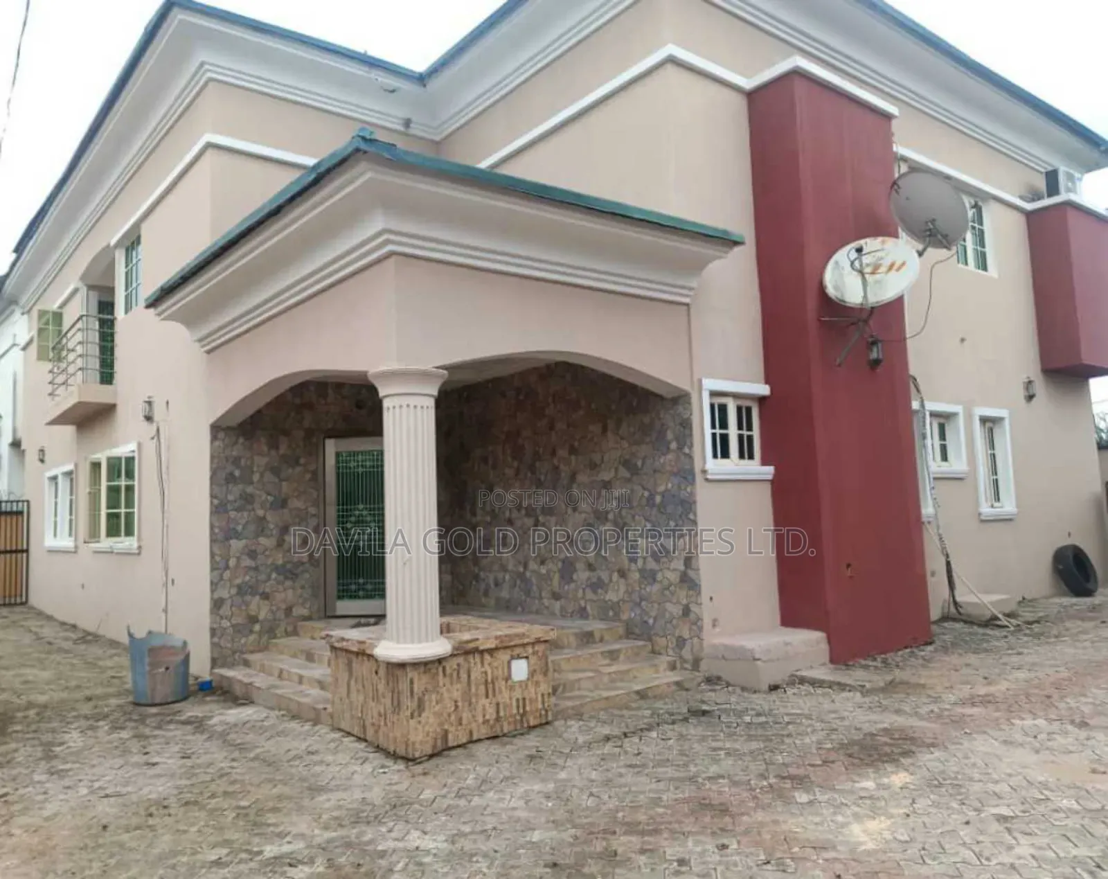 7bdrm Duplex in Benin City for sale in Benin City