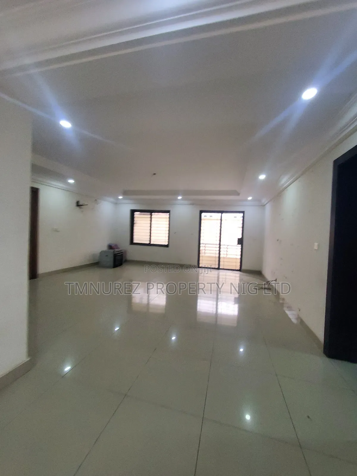 3bdrm Apartment in Osapa London for rent in Osapa london
