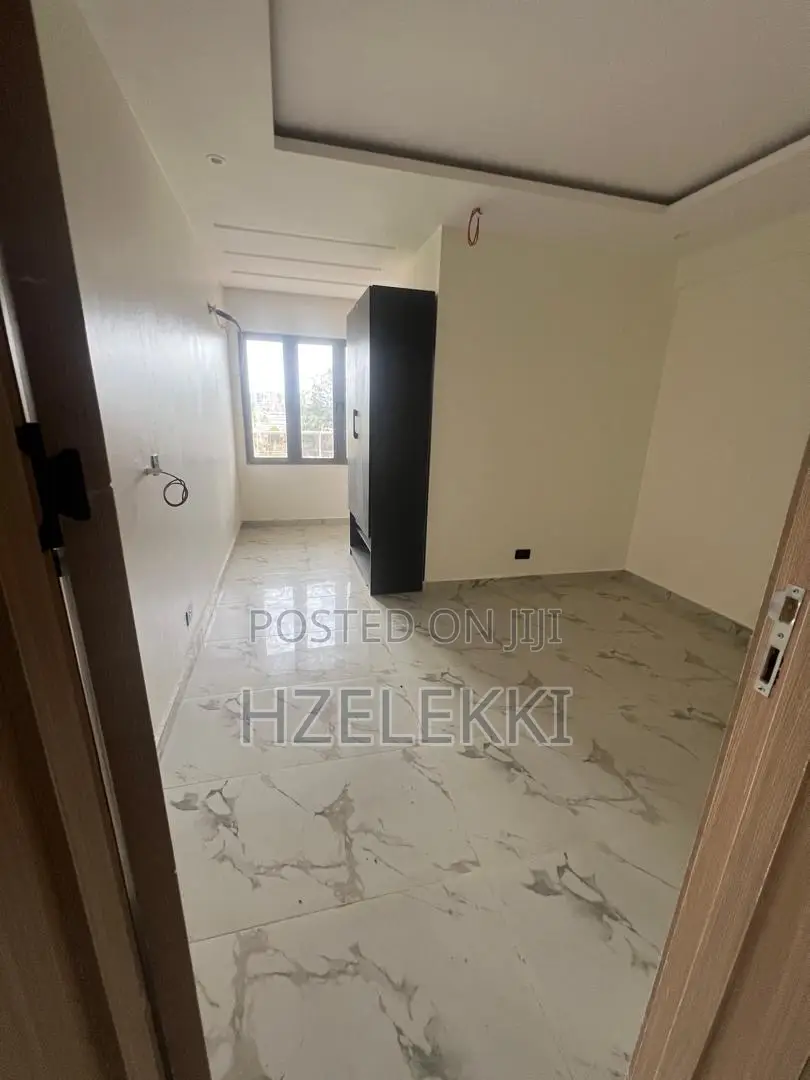 3bdrm Block of Flats in Osborne Foreshore 2 for sale in Osborne Foreshore Estate
