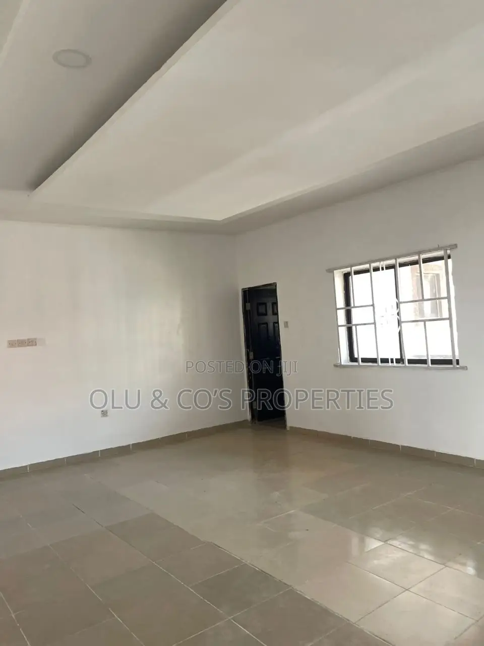 3bdrm Block of Flats in Wuye for rent in Wuye