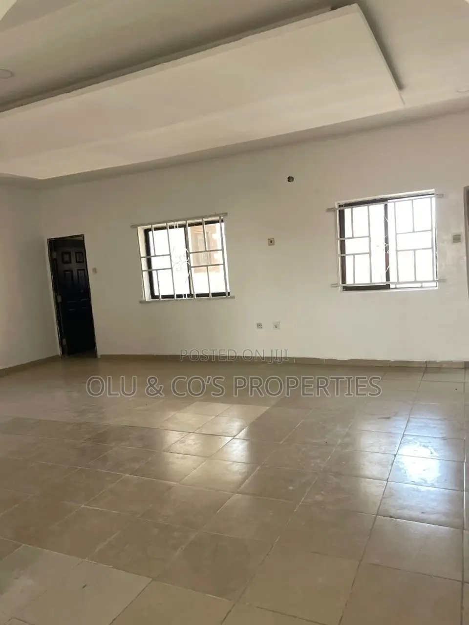 3bdrm Block of Flats in Wuye for rent in Wuye