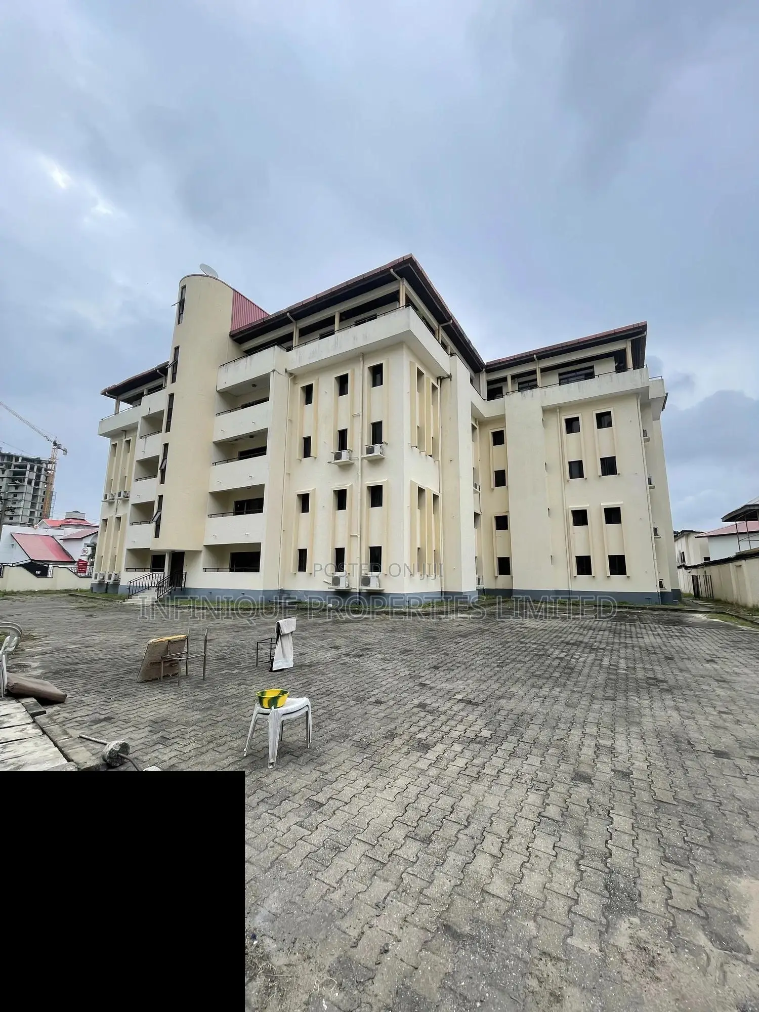 18units of 3bedroom Apartments in Ademola Adetokunbo