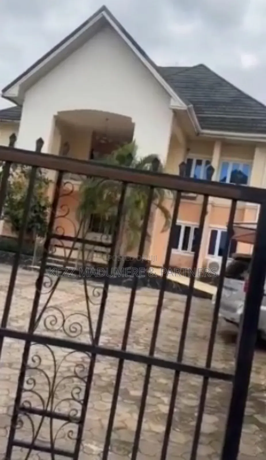 5bdrm Duplex in Udenwa Gardens for sale in Owerri