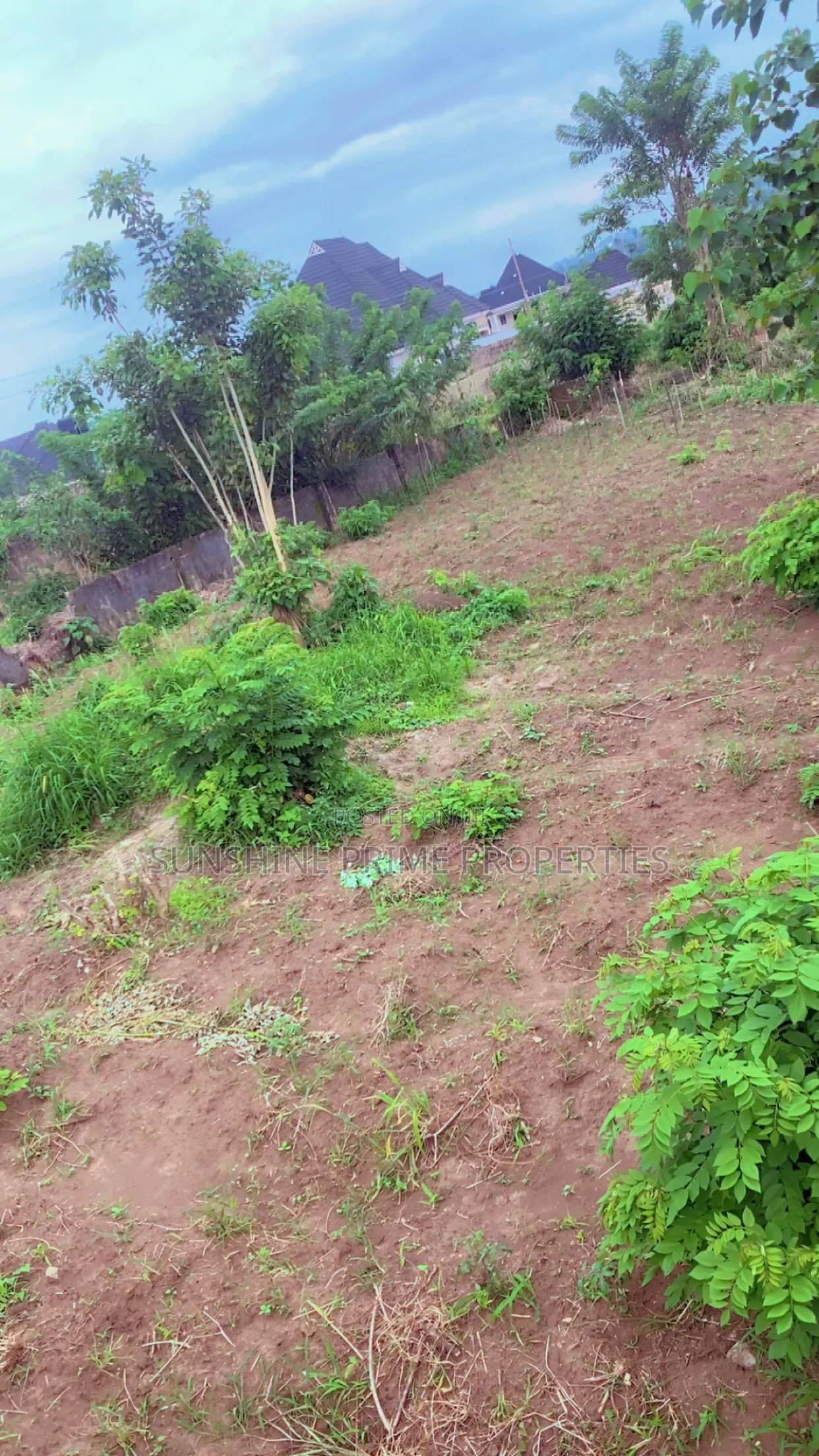 For Sale* 3 Plots of Land at Alagbaka Extension in Akure