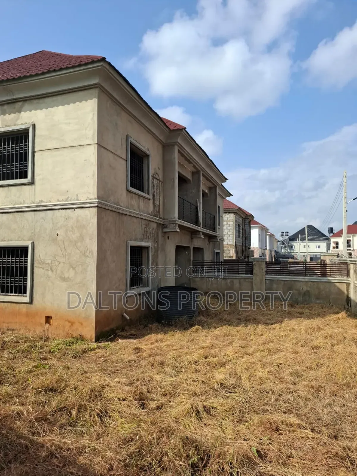 4bdrm Duplex in Royal Field, Lugbe District for sale in Lugbe District
