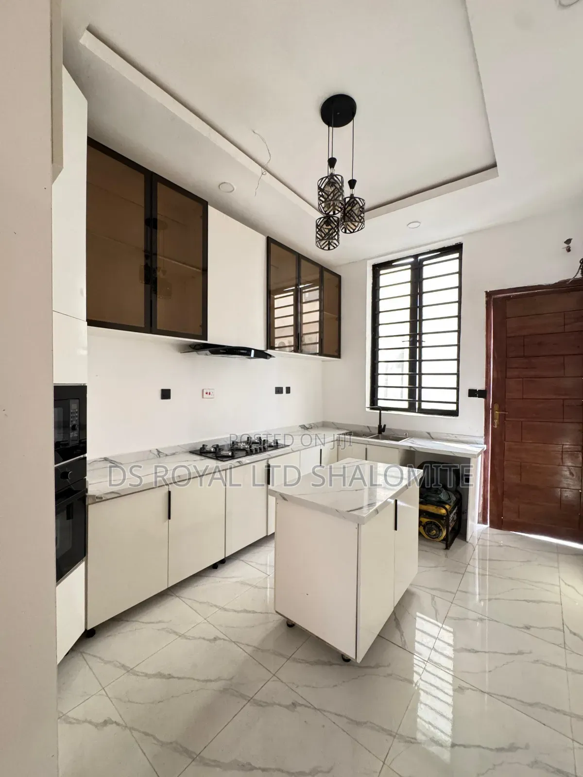 5bdrm Duplex in Lagos Island / Lagos Island for sale in Lagos Island / Lagos Island