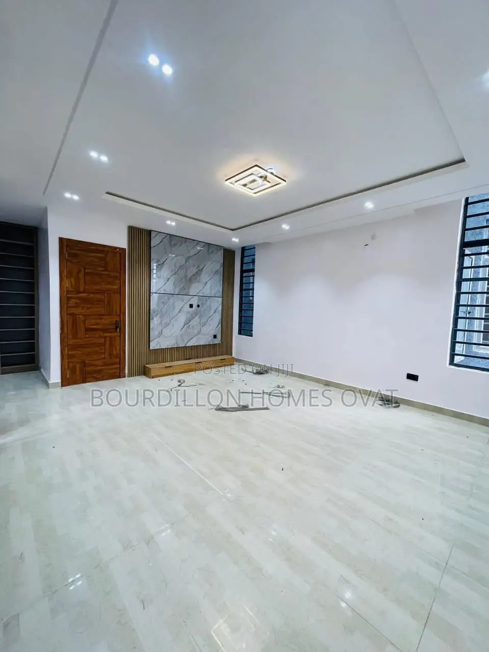 5bdrm Apartment in Lekki Phase 1 for sale in Lekki Phase 1