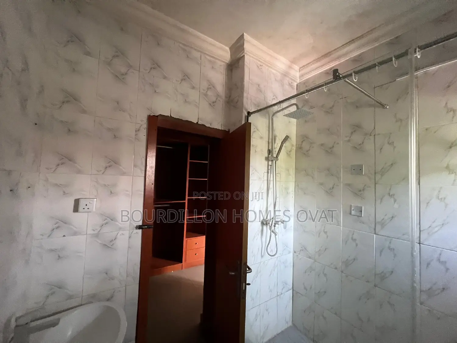 3bdrm Duplex in Lekki Phase 1 for rent in Lekki Phase 1