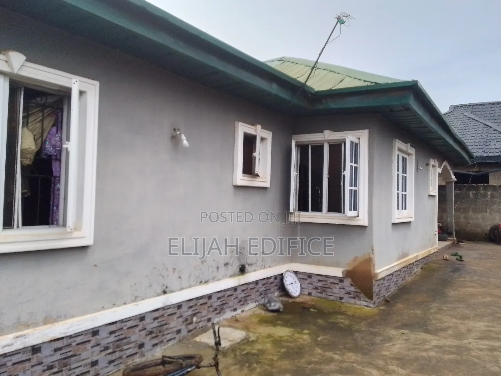 Furnished 3bdrm Bungalow in Bamboo, Ikorodu Garage for sale in Ikorodu Garage
