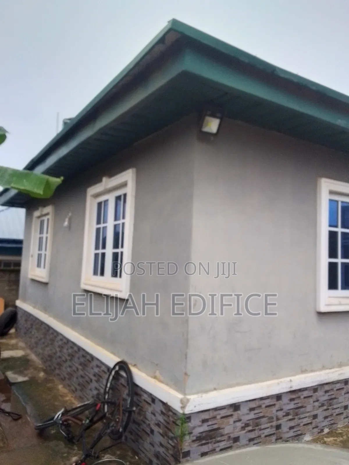 Furnished 3bdrm Bungalow in Bamboo, Ikorodu Garage for sale in Ikorodu Garage