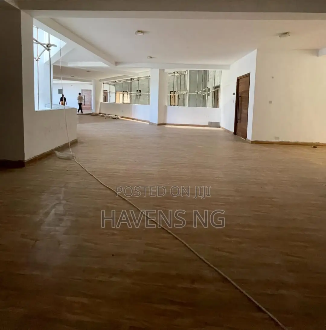 3bdrm Apartment in Ikate-Elegushi for sale in Ikate-Elegushi