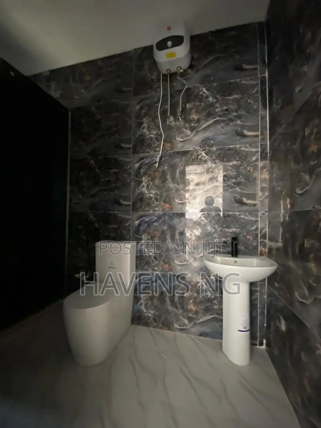 4bdrm Duplex in Lekki Phase 2 for sale in Lekki Phase 2