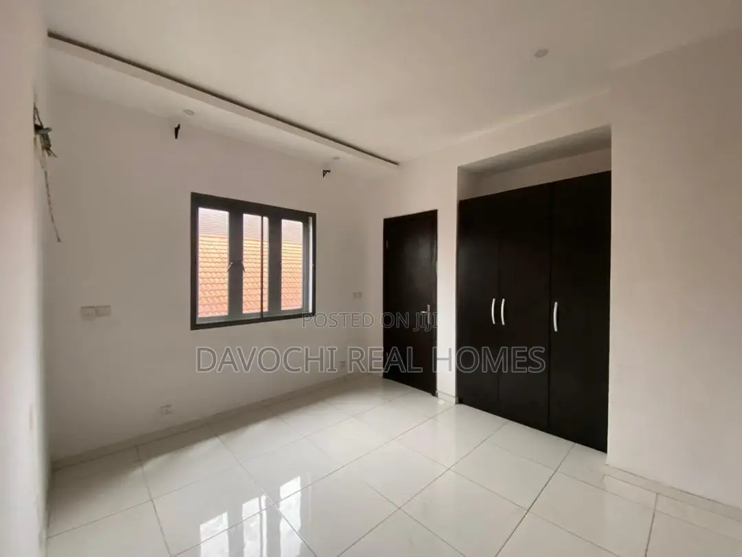 2bdrm Apartment in Ikate Elegushi for rent in Ikate