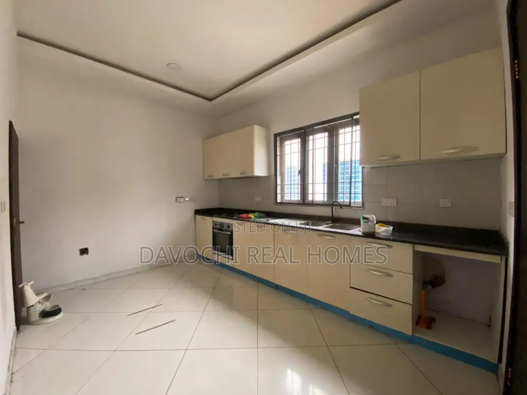 2bdrm Apartment in Ikate Elegushi for rent in Ikate