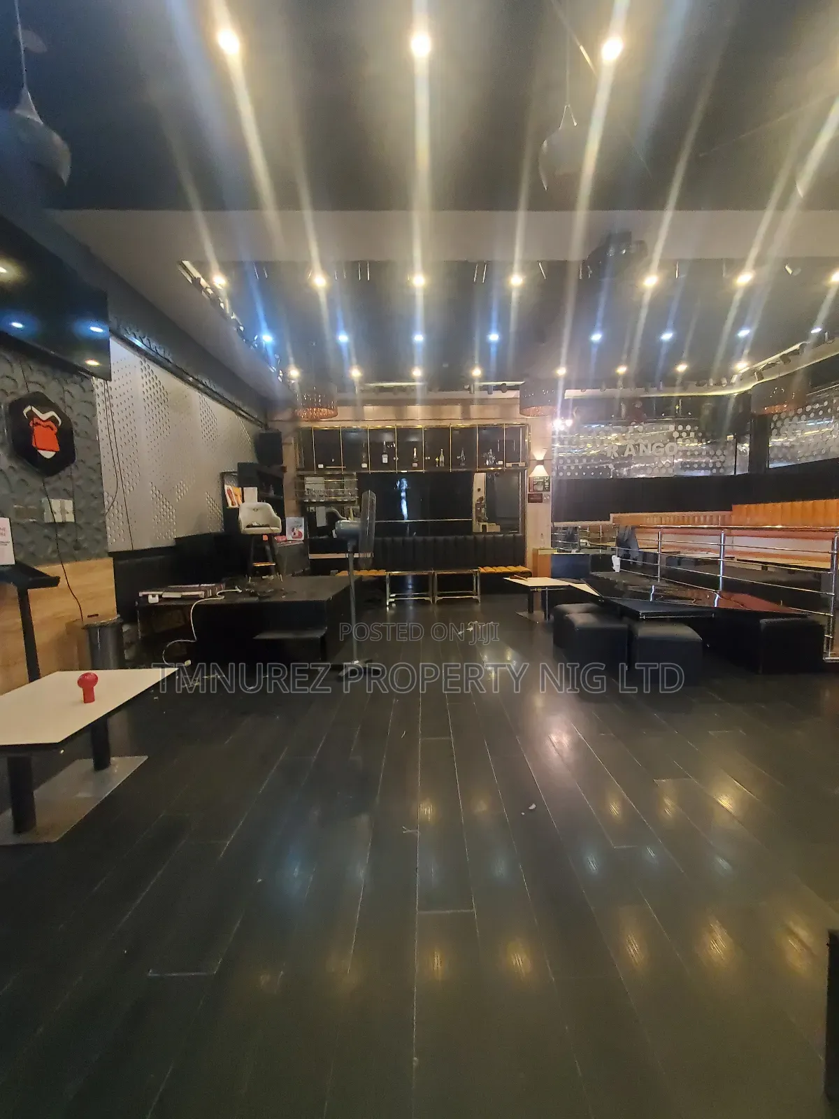 Lounge Place for Rent,Lekki1 40m in Lekki Phase 1