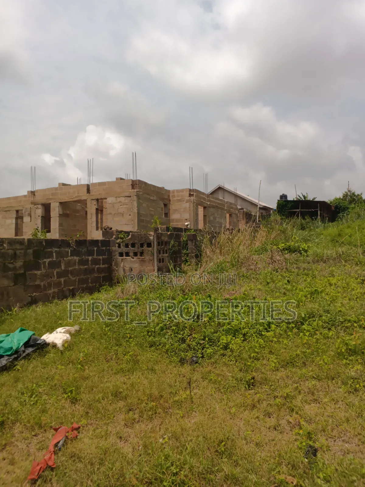 Standard Plot to Land at Secured Environment in Akala Express