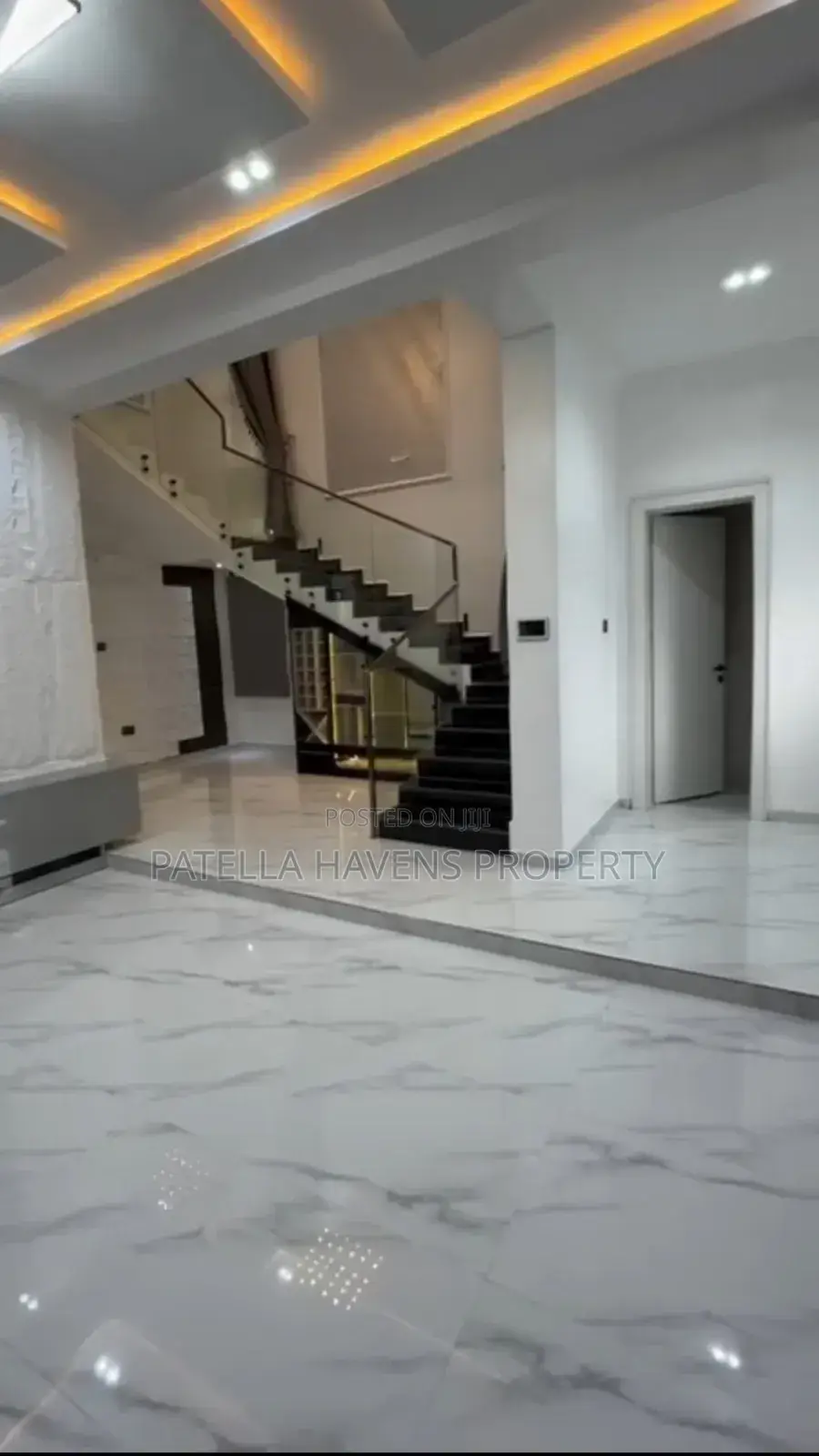 3bdrm Duplex in Dawaki for sale in Dawaki