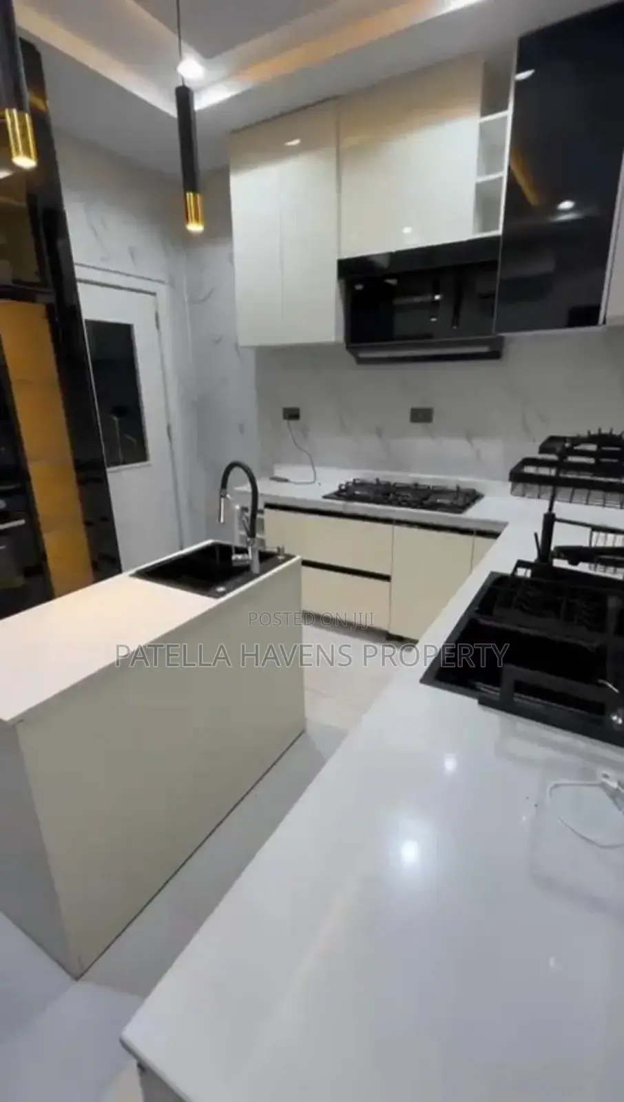3bdrm Duplex in Dawaki for sale in Dawaki