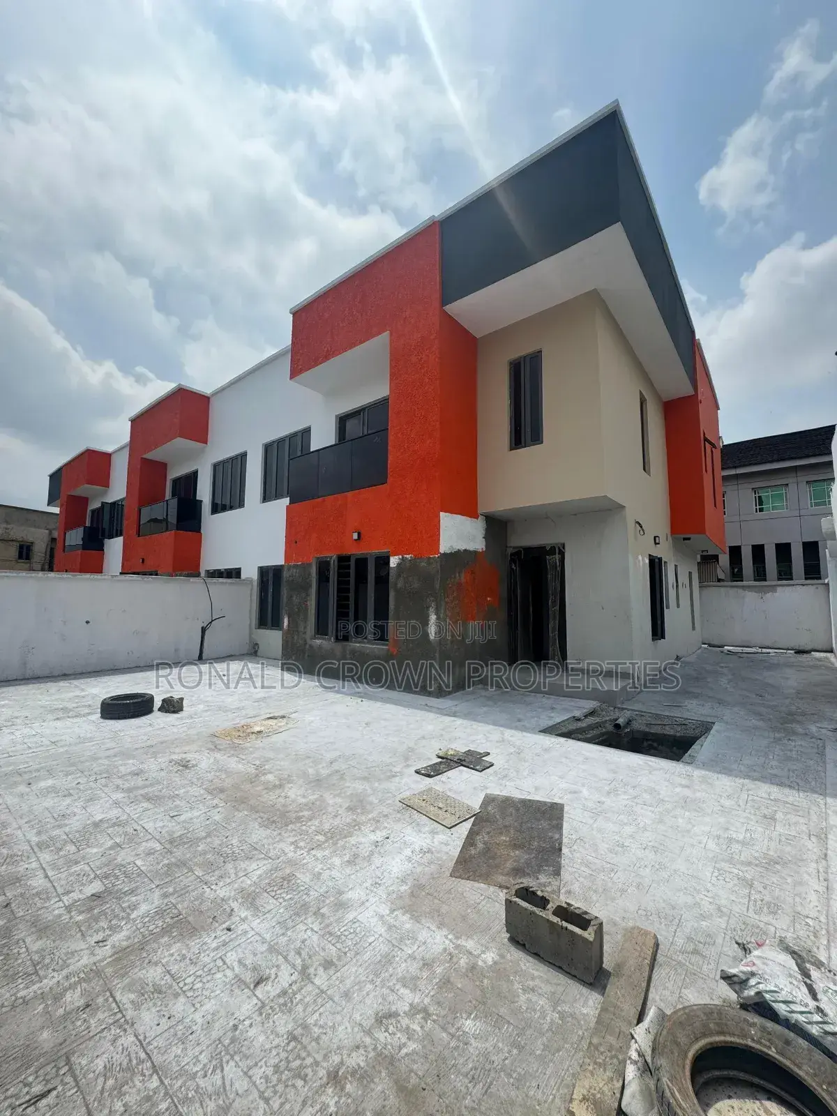 4bdrm Duplex in Gbagada for sale in Gbagada