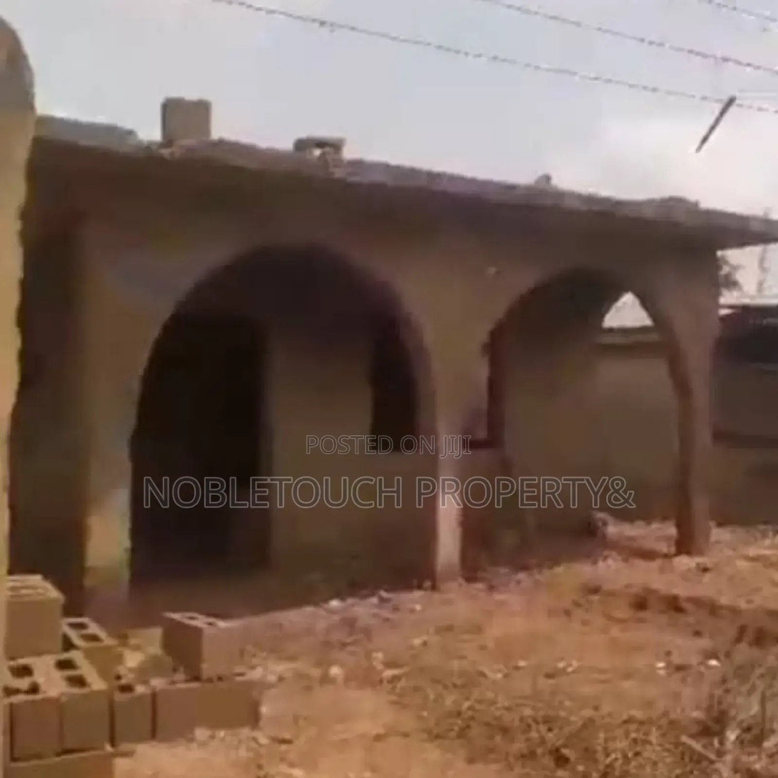 4bdrm Block of Flats in Off Oja Bus Stop Ifo for sale in Ifo
