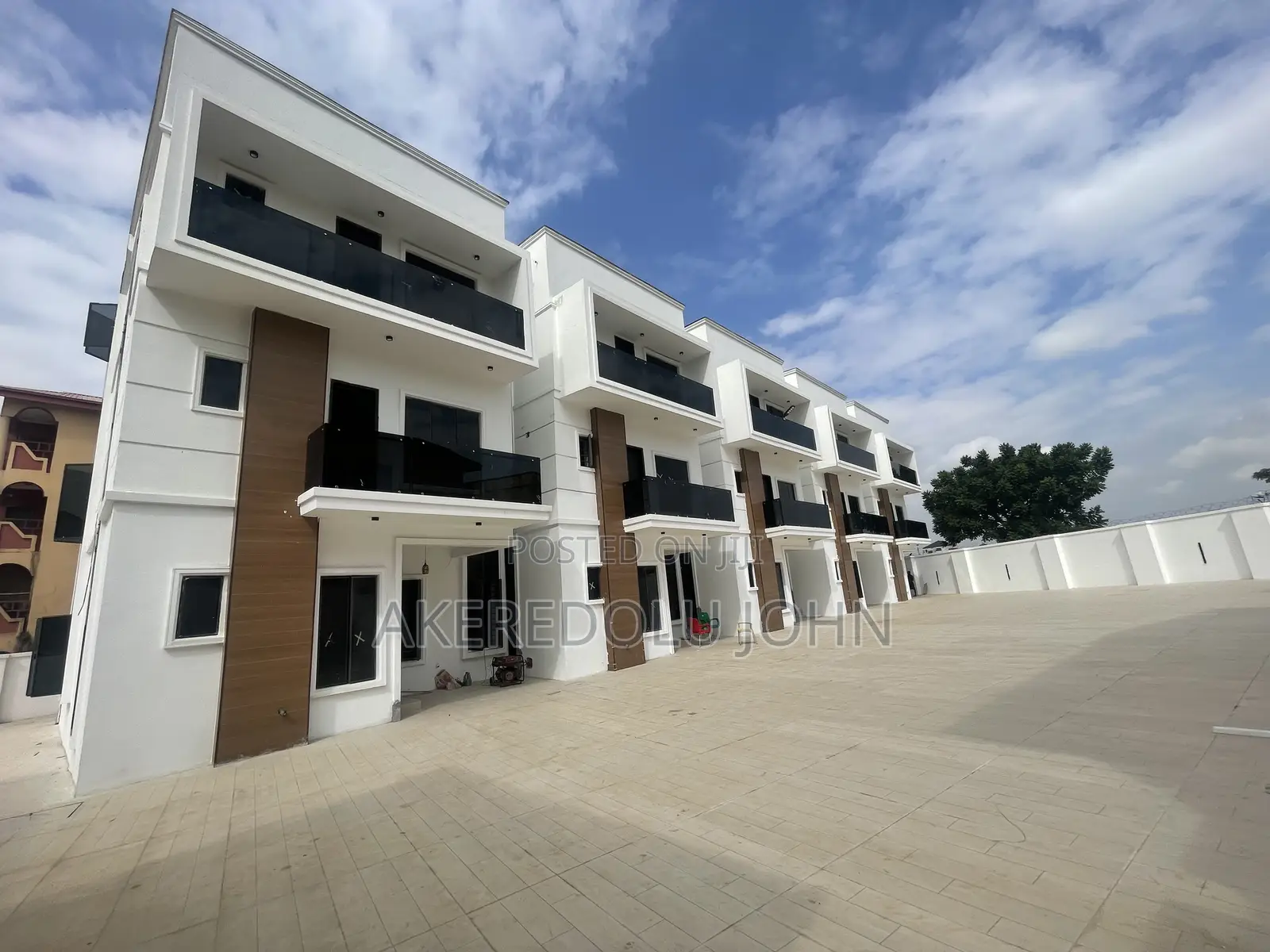 5bdrm Townhouse/Terrace in Zone 7 / Wuse for sale in Zone 7 / Wuse