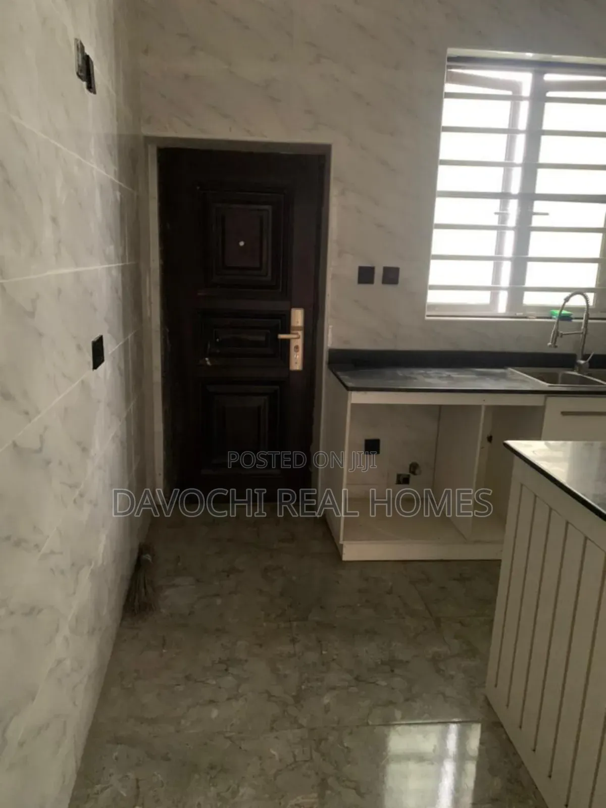 4bdrm Duplex in Orchid Road, Lekki for rent in Lekki