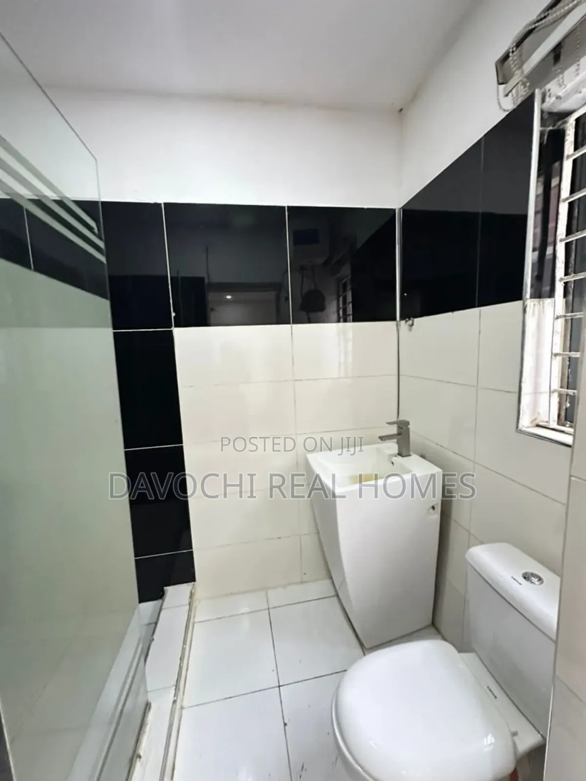 3bdrm Apartment in Lekki Phase One for rent in Lekki Phase 1