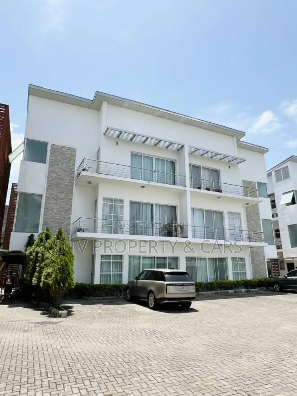 Furnished 3bdrm Apartment in Banana Island for sale in Banana Island