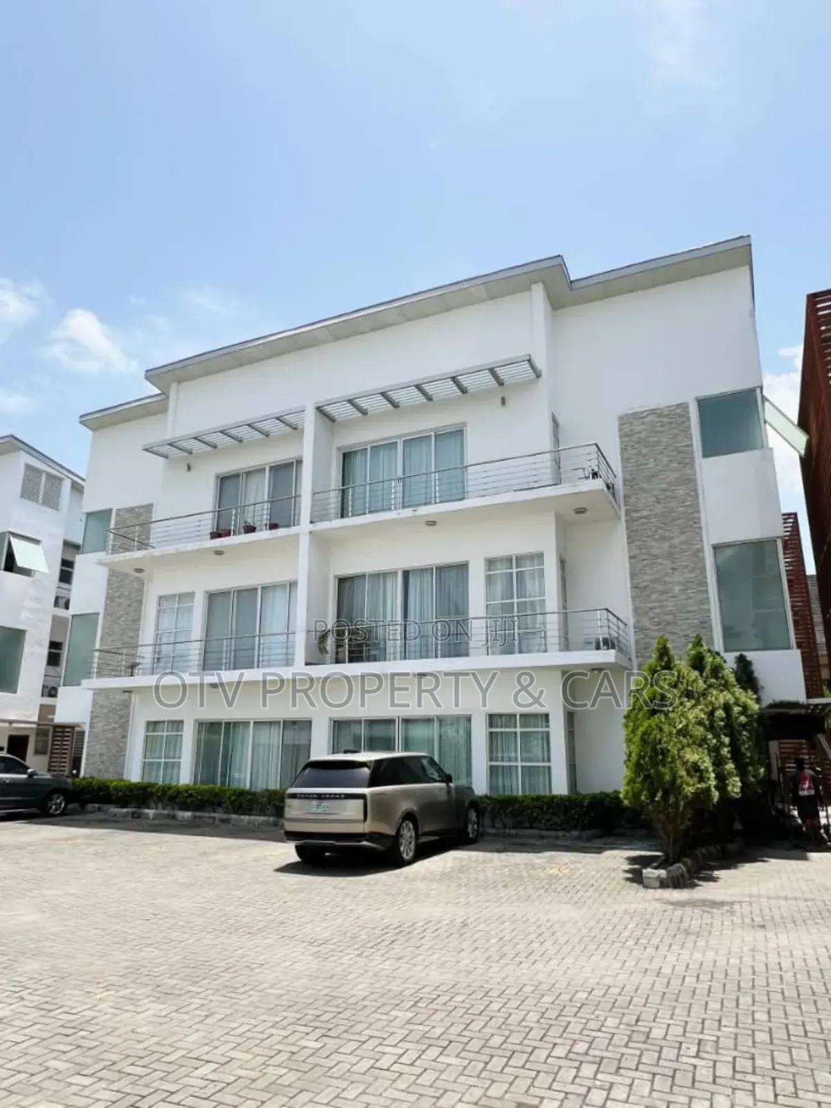 Furnished 3bdrm Apartment in Banana Island for sale in Banana Island