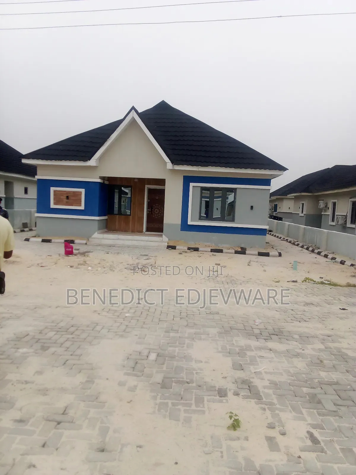 3bdrm Bungalow in Peak Park New Road for rent in Awoyaya