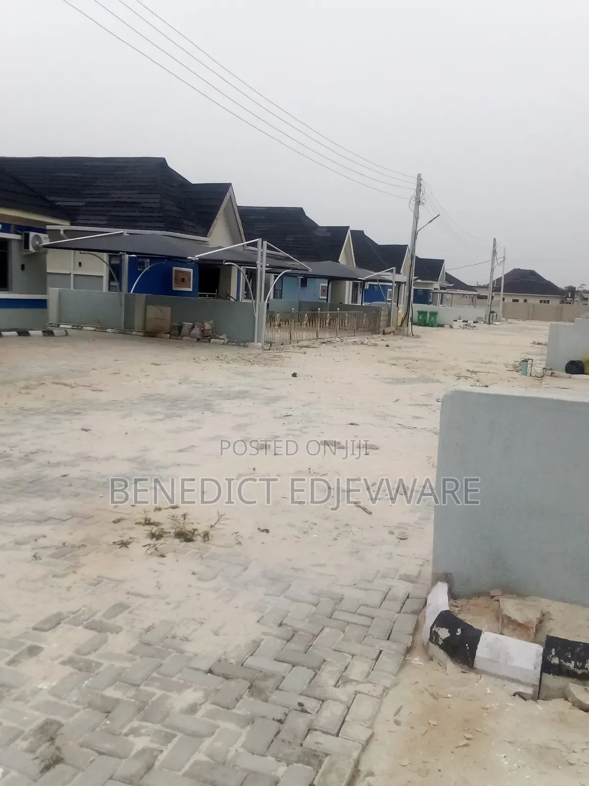 3bdrm Bungalow in Peak Park New Road for rent in Awoyaya